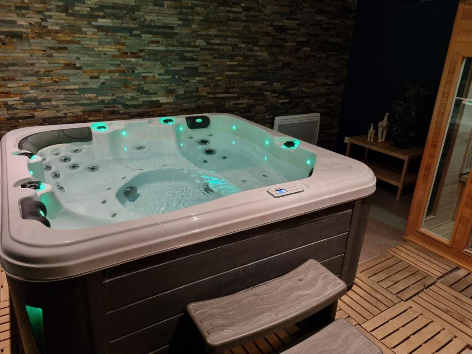 Les Suites Fenelon Le Cateau-Cambresis Kültér fotó